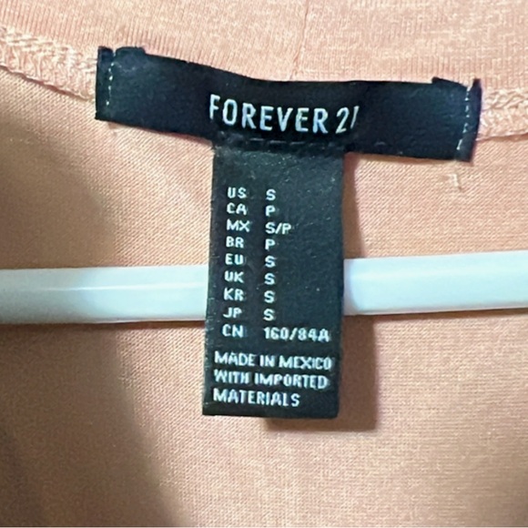 Flowy Dress - Picture 3 of 3